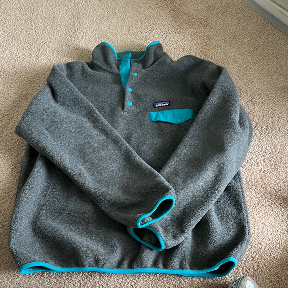 Patagonia Charcoal Fleece with Turquoise Details